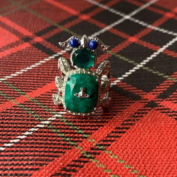 Vivienne Westwood Silver & Green Scarab Ring w/ Stones and Swarovski crystals - Picture 4 of 10